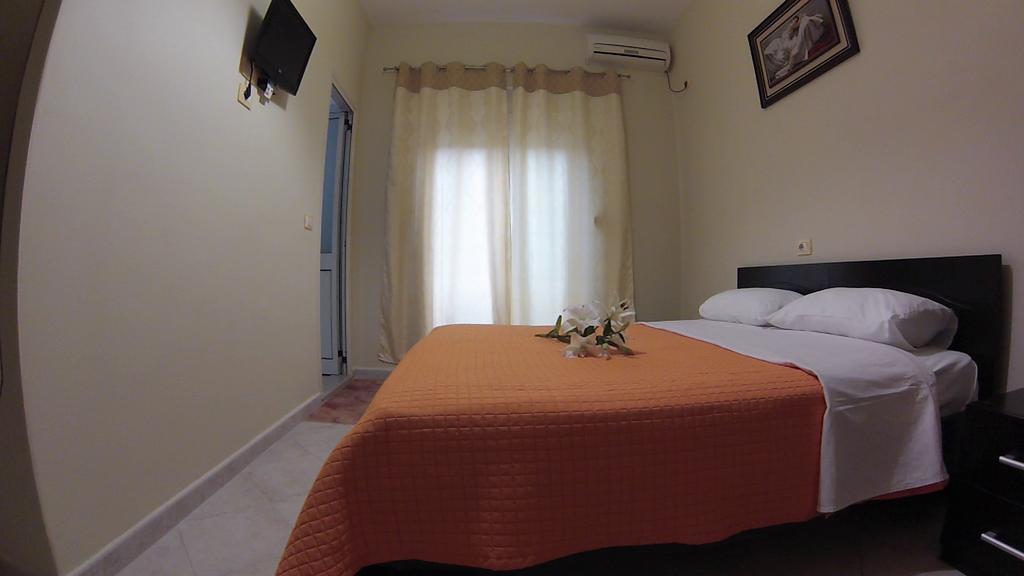 Hotel 4 Stinet Vlore Luaran gambar