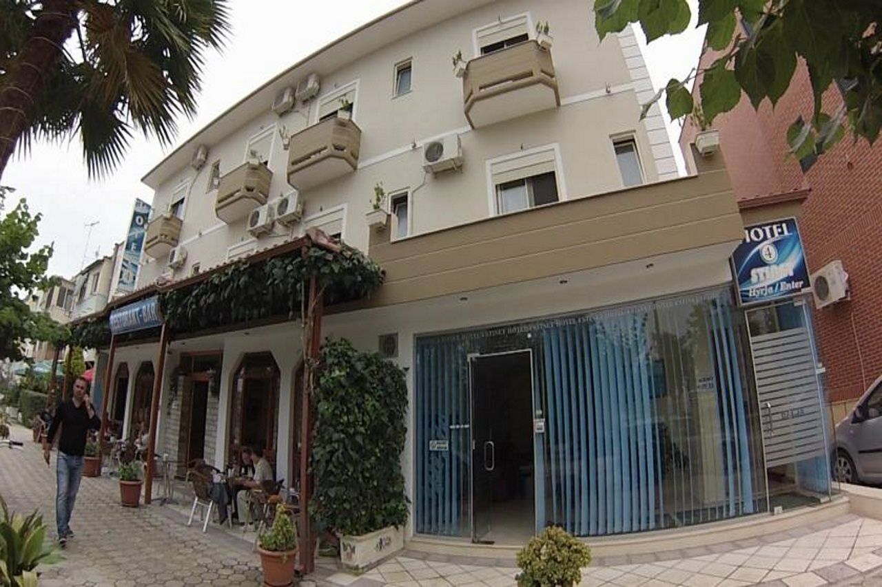 Hotel 4 Stinet Vlore Luaran gambar