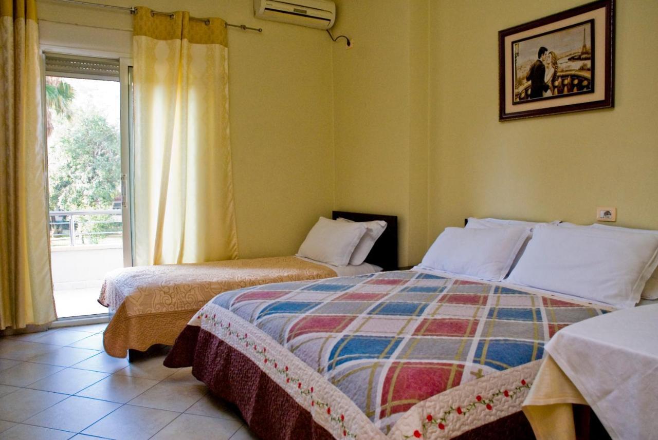 Hotel 4 Stinet Vlore Luaran gambar
